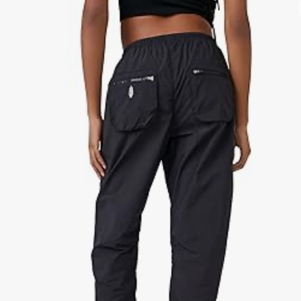 - Free People Fly by Night Pants SOLD ❣️❣️❣️for outdoor wear!!!😎